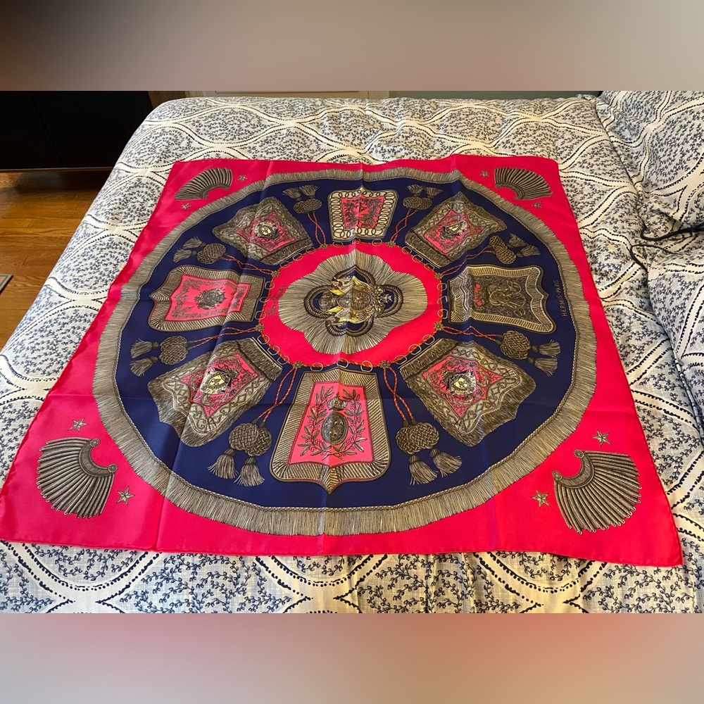 Hermès Pink & Navy 90 Silk Scarf – Iconic Equestrian Motif Like New With Box